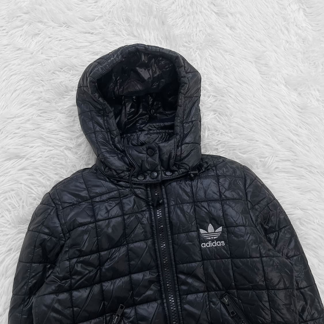 아디다스 오리지널 퀄팅 크롭 경량 패딩 상품이미지3