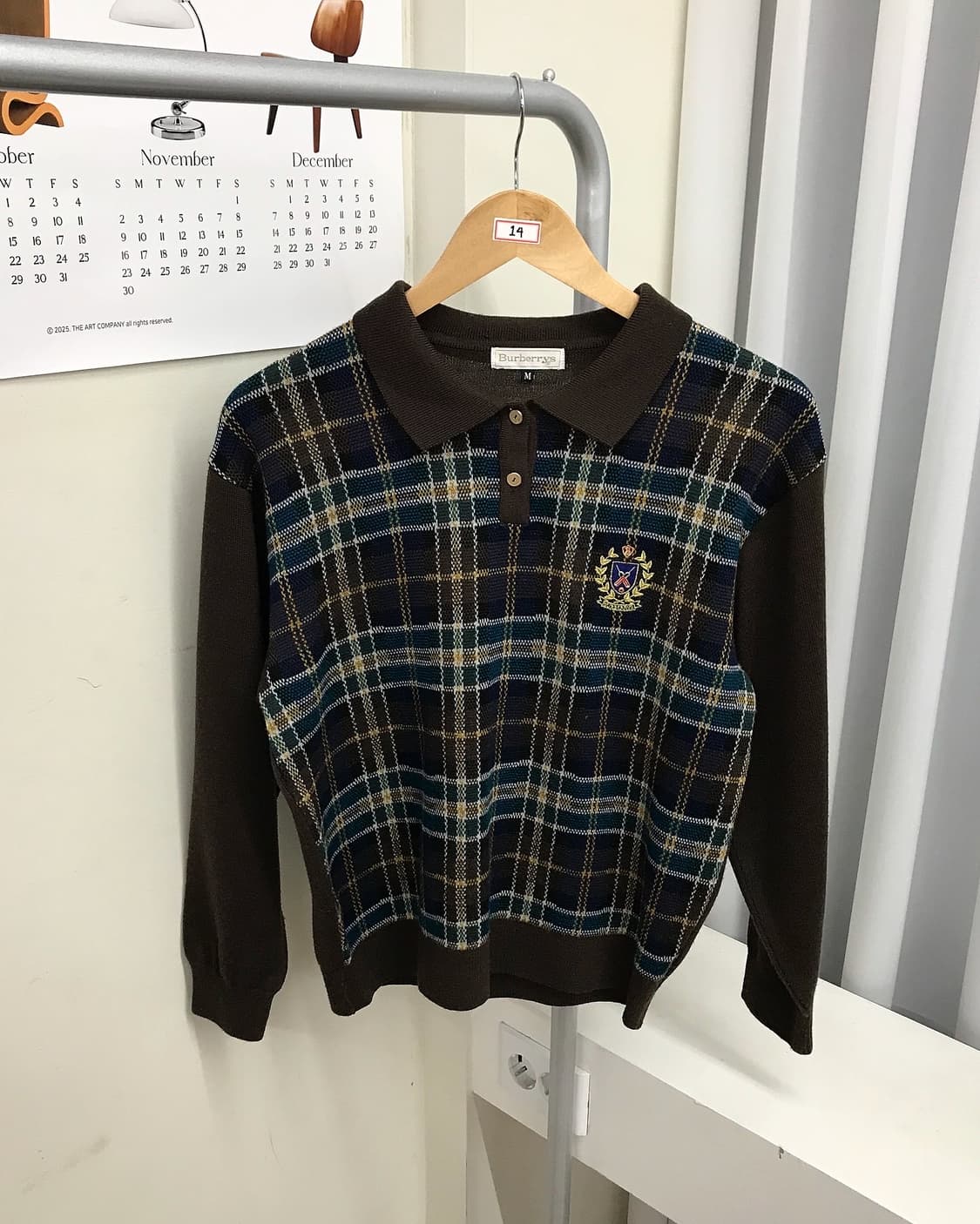 버버리 울 금장 체크 카라 니트 상품이미지1