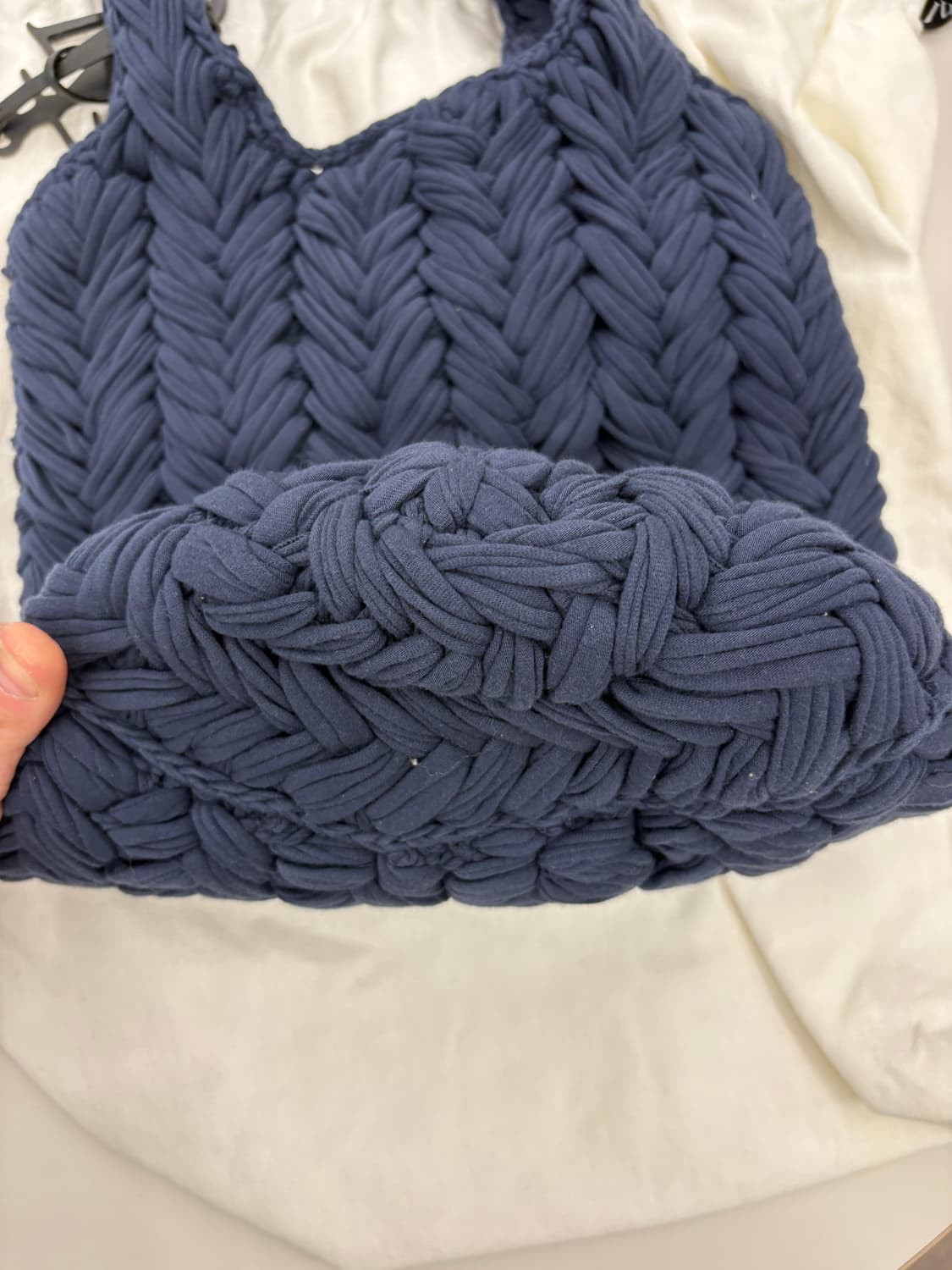 JW앤더슨 니트 쇼퍼백 상품이미지6