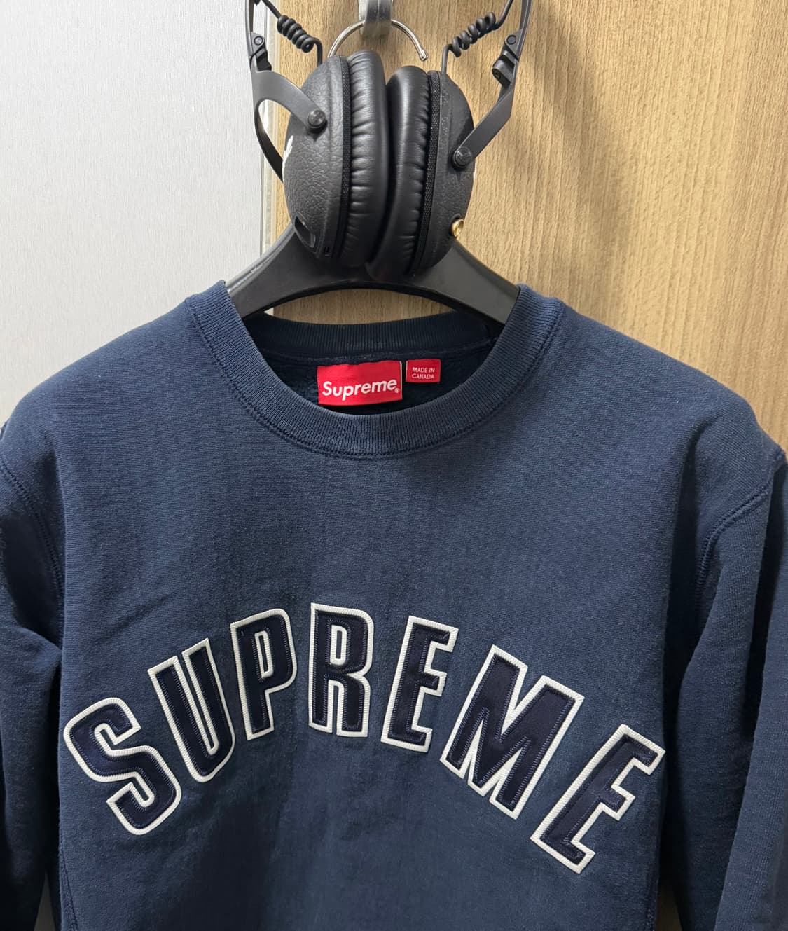 슈프림 [정품] 아크로고 (시세 50만)맨투맨 m(100-103) 상품이미지1