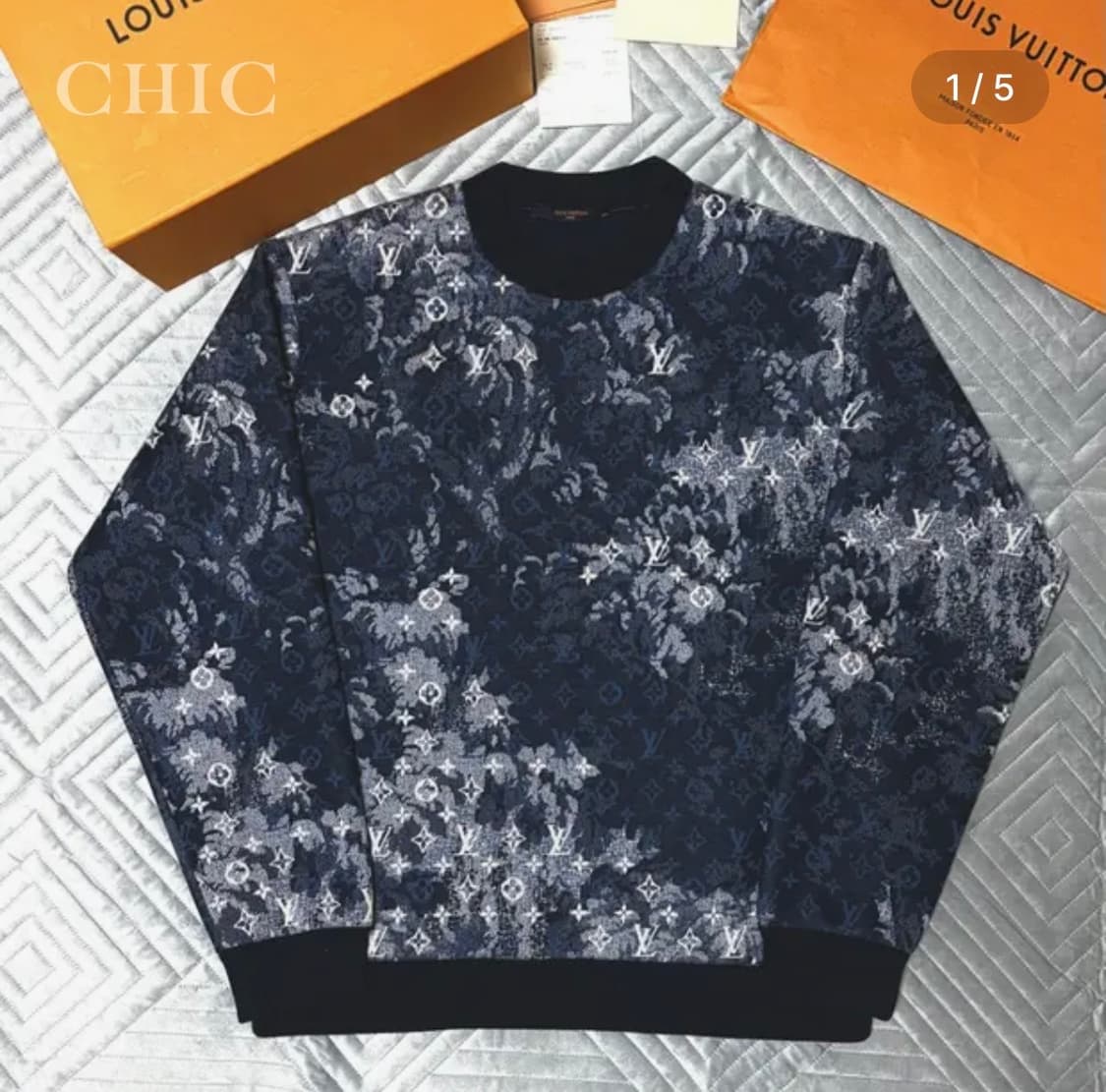 [루이비통 태피스트리 모노그램 스웨트 셔츠 | 한정판] 상품이미지1