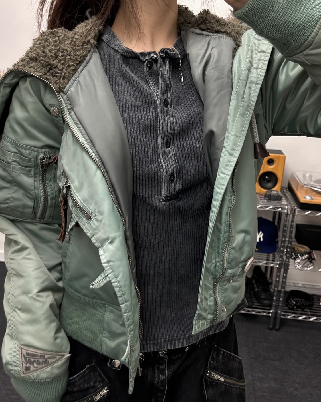 디젤 00s N2B 크롭 퍼 자켓 상품이미지2