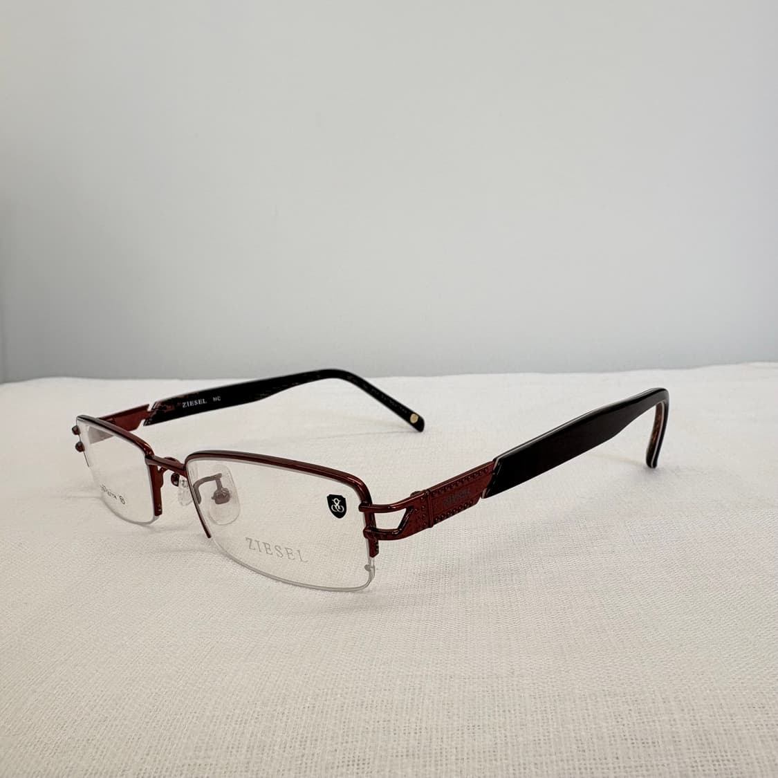 ZIESEL 레드 스퀘어 반무테 상품이미지2