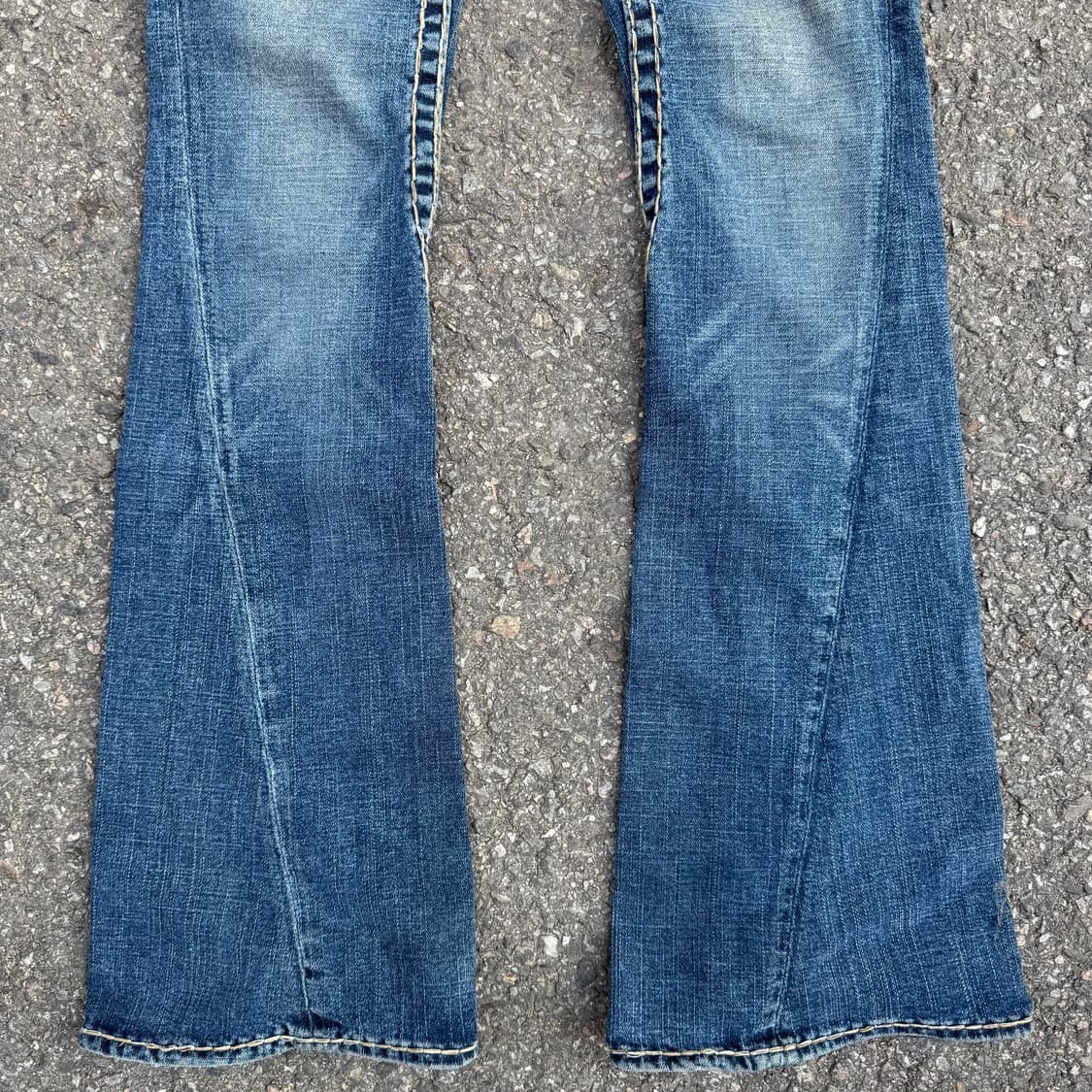 트루릴리전 USA 조이 슈퍼 T 데님 팬츠 상품이미지4