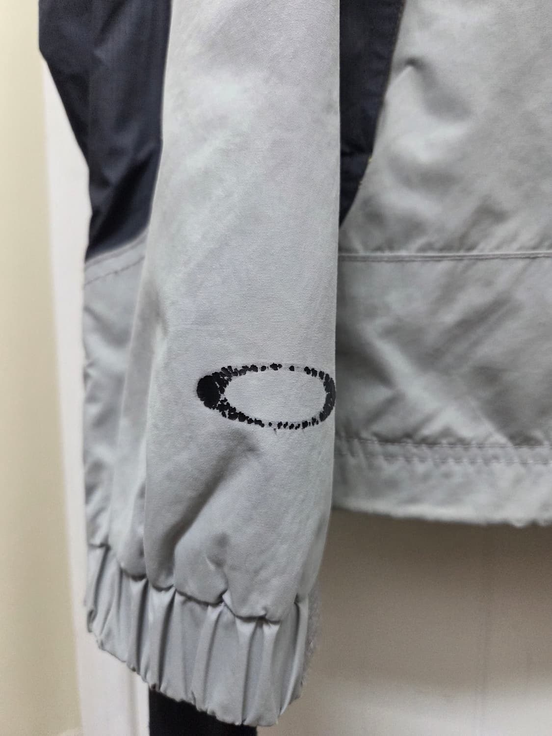 오클리 90s 아카이브 로드퓨얼3 집업 자켓 상품이미지7