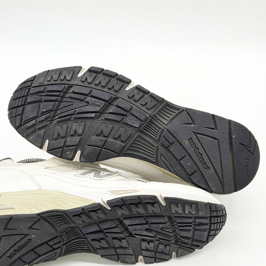  뉴발란스 991 메이드 인 UK 화이트 실버 (8 D)  상품이미지3