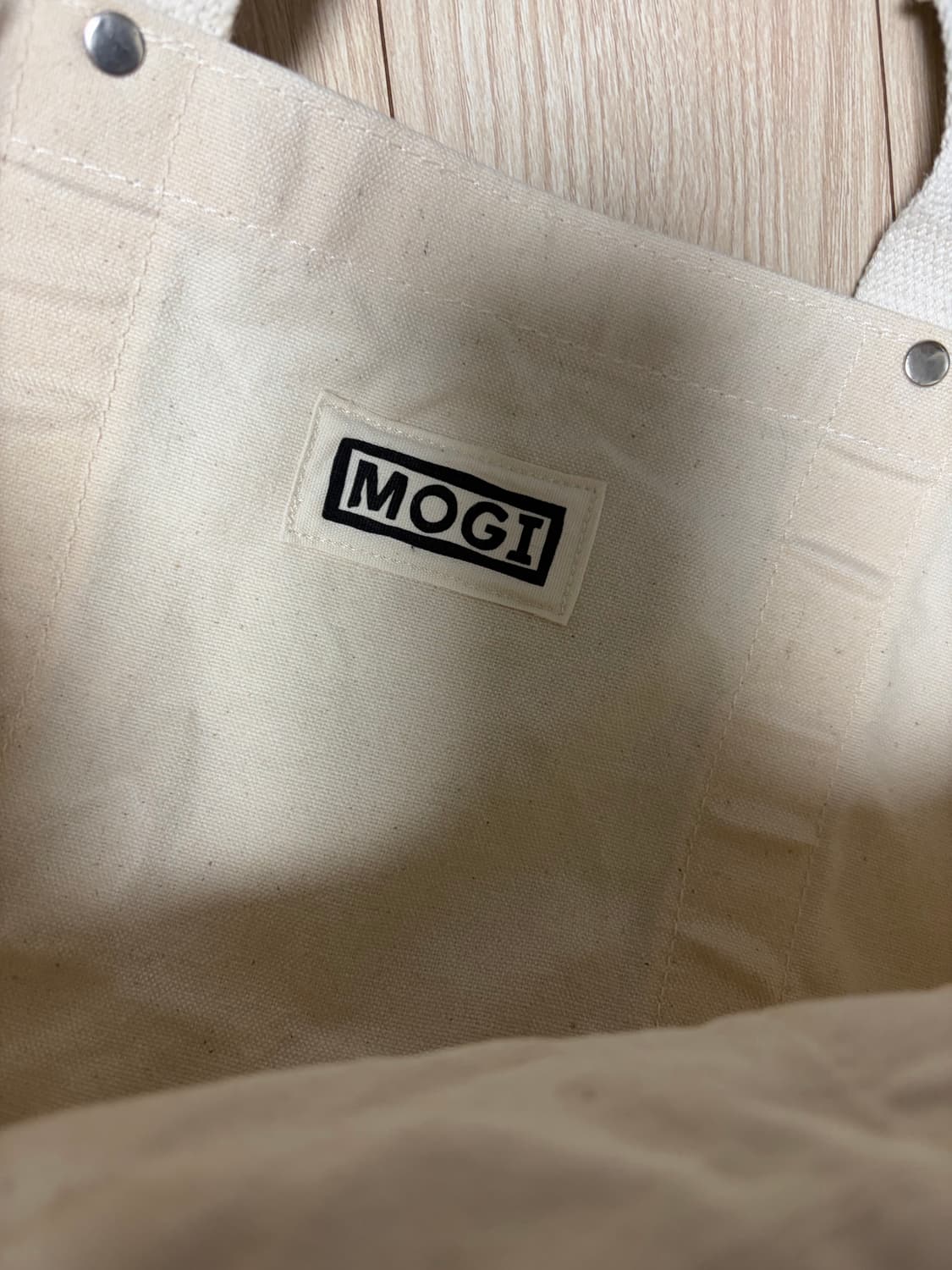 mogi shop 모기샵 빔즈 토트백 상품이미지3