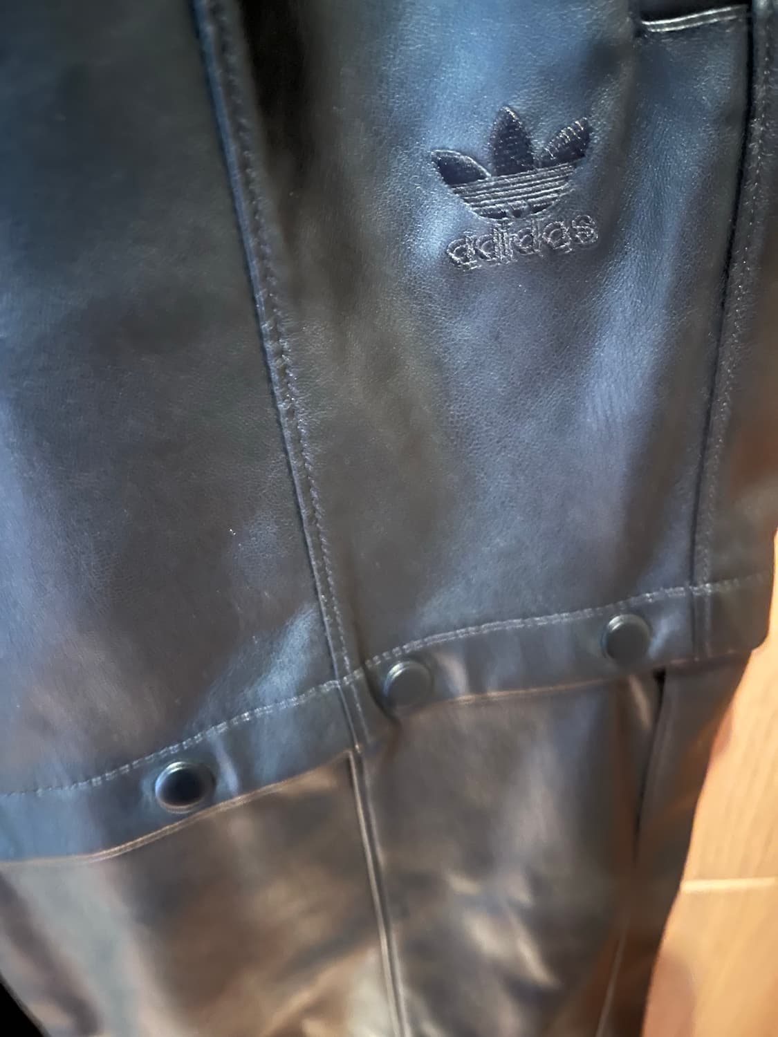 아디다스 블랙 레더 팬츠 ( 반바지 가능 ) 상품이미지4