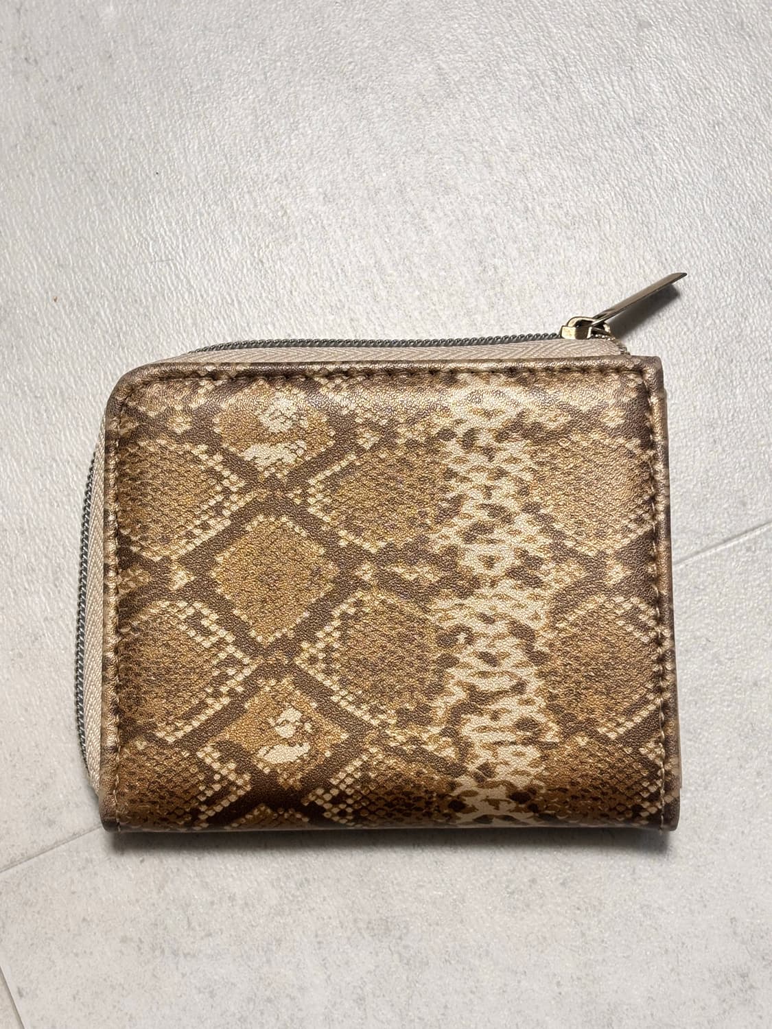 베이프 뱀피 지갑 상품이미지2