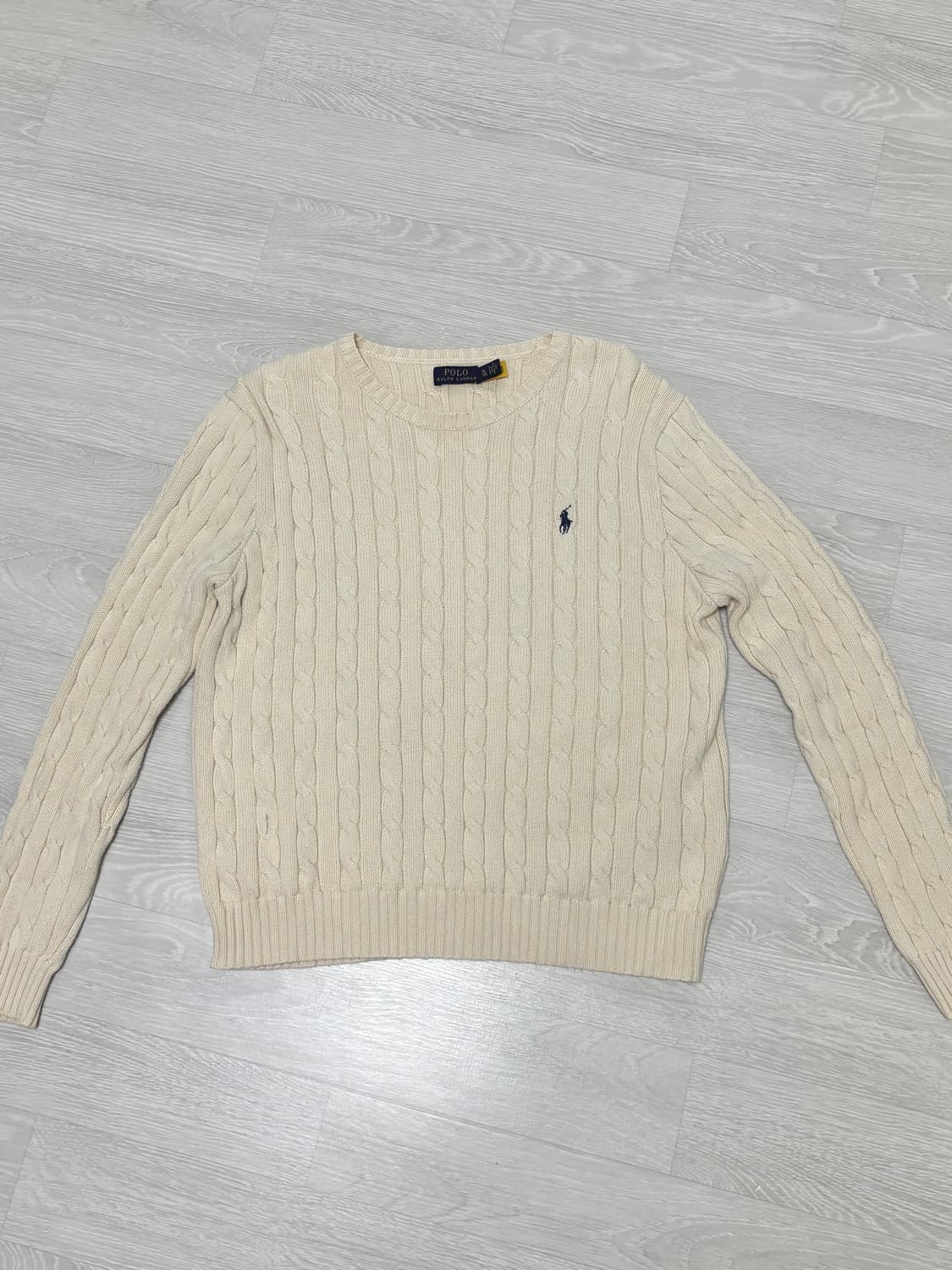 폴로 꽈배기 니트 상품이미지1