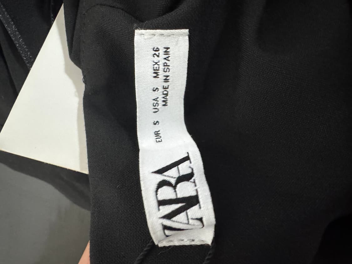 <새상품> 여성 자라 ZARA 블랙 벌룬 소매 롱 원피스 상품이미지4