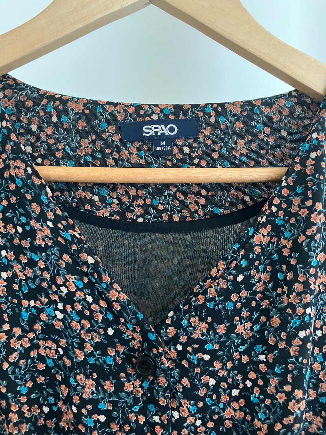 [SPAO] 블랙 플라워 패턴 원피스 상품이미지2