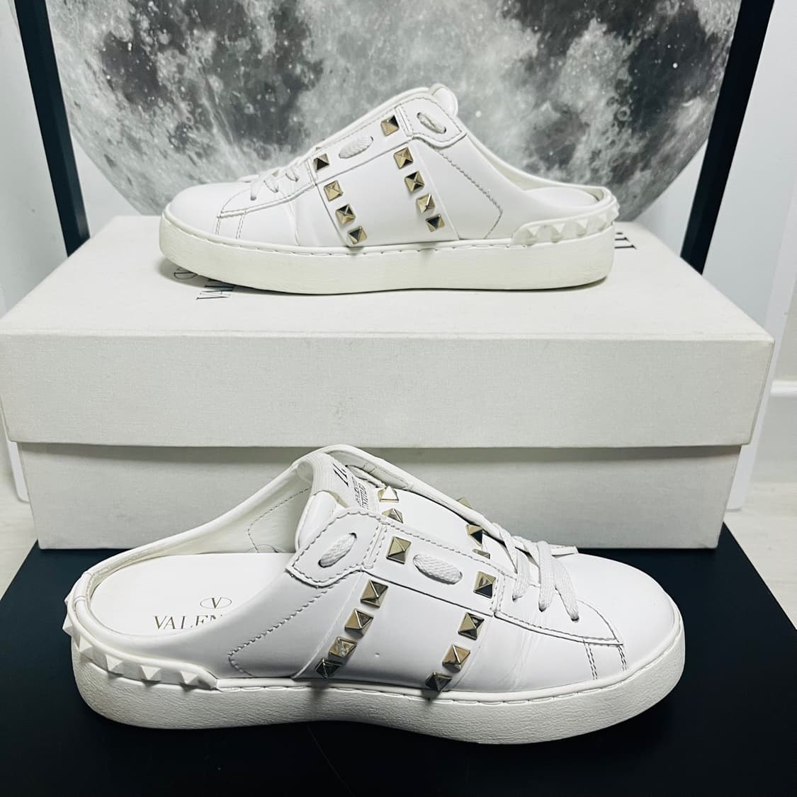 정품 36.5) 발렌티노 락스터드 뮬 스니커즈 235~240 상품이미지3