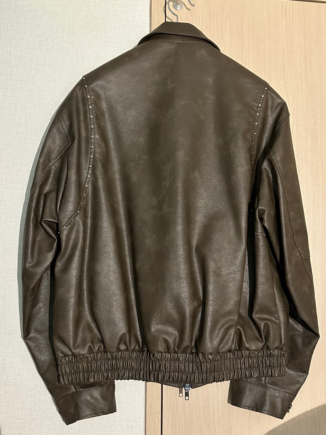 [새 상품/택o] 노쿨러스-VEGAN LEATHER BOWLING 자켓 상품이미지4