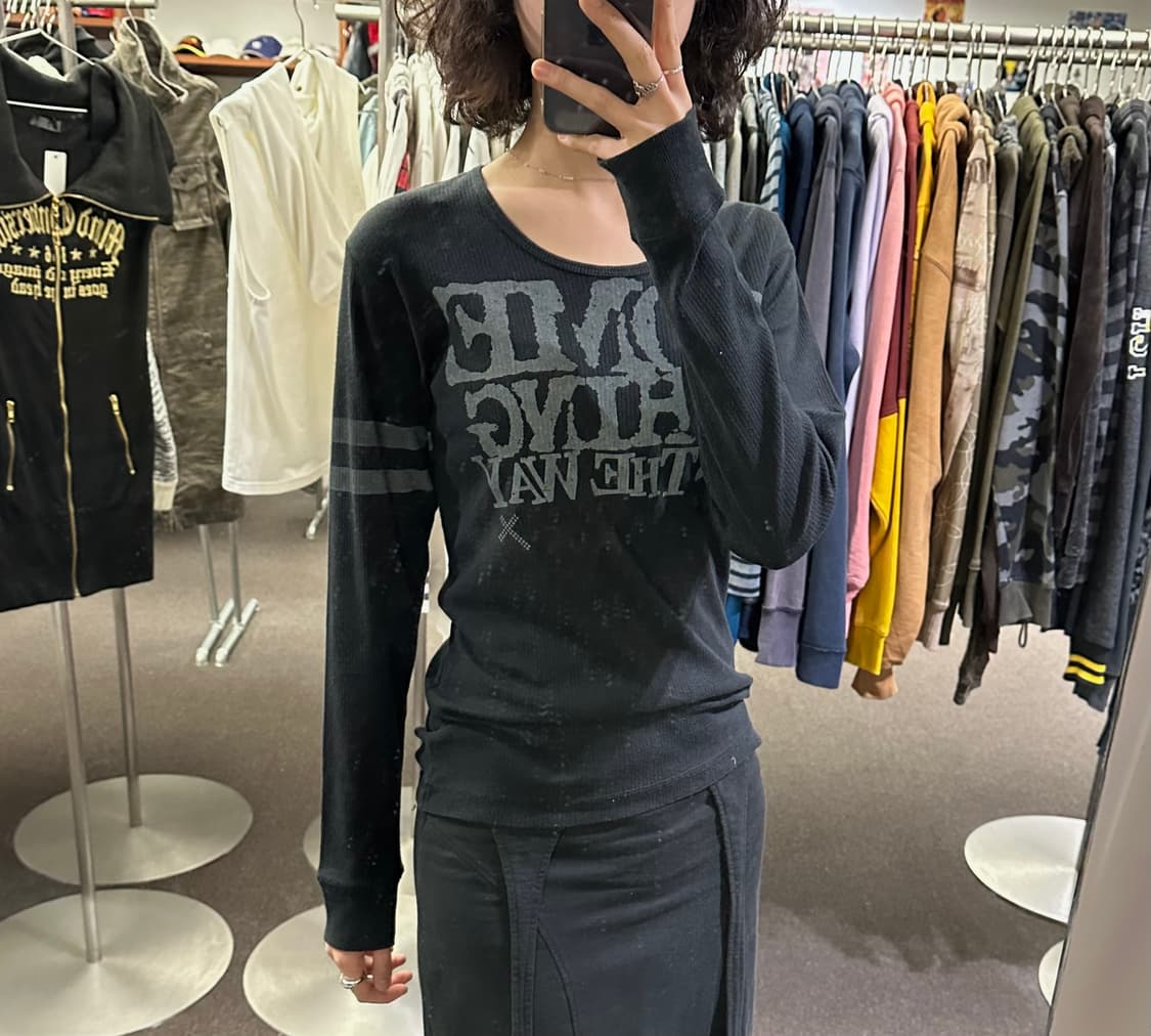 L)Mossimo vintage 레터링 워싱 디테일 골지 롱슬리브 상품이미지1