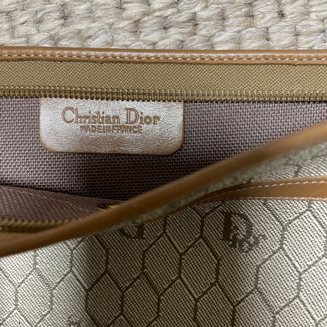 디올 허니콤 클러치 세컨드백 상품이미지4