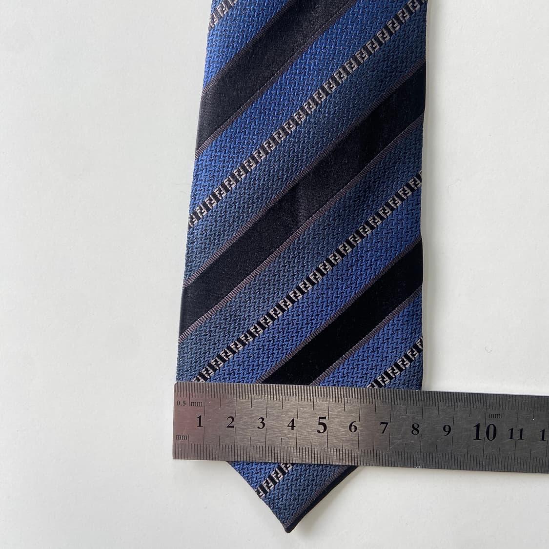 펜디 (FENDI) FF 모노그램 정품 명품 넥타이7.7cm 상품이미지8