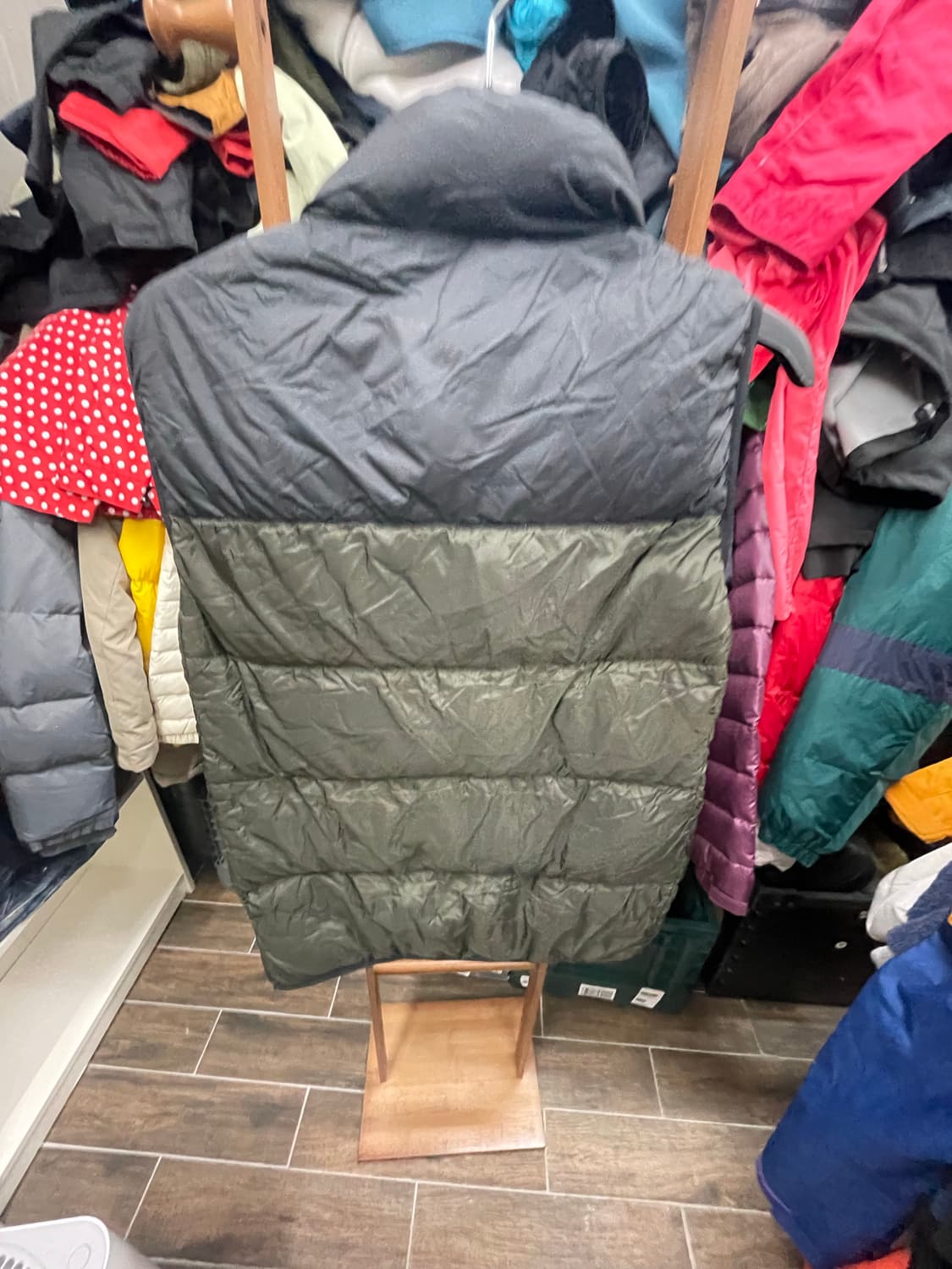 유니클로 경량조끼패딩 L사이즈  상품이미지3