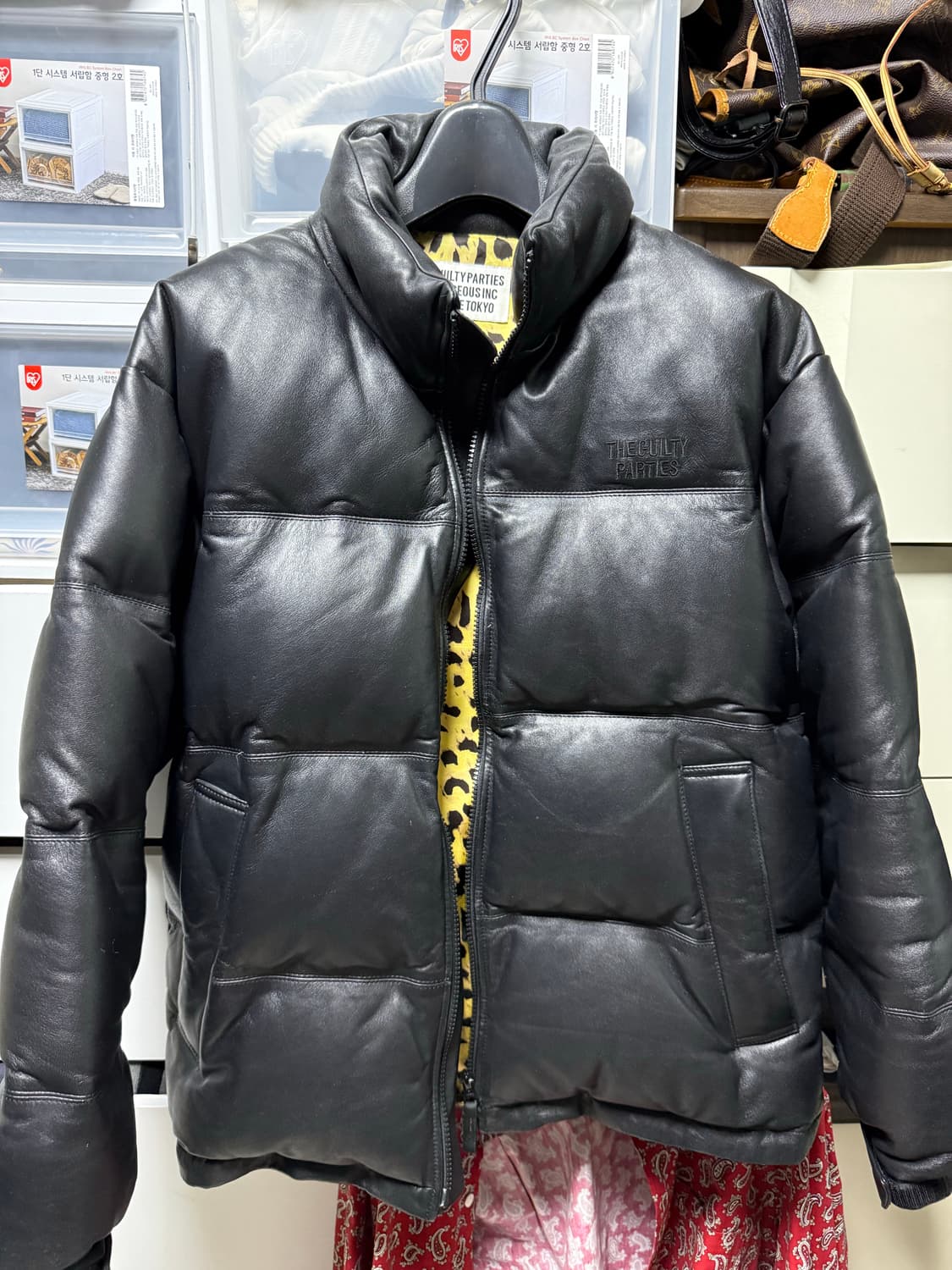 외코마리아 19FW 레더패딩 상품이미지2