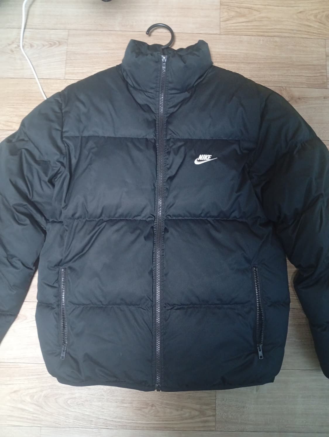 나이키 NSW패딩 팝니다 상품이미지3
