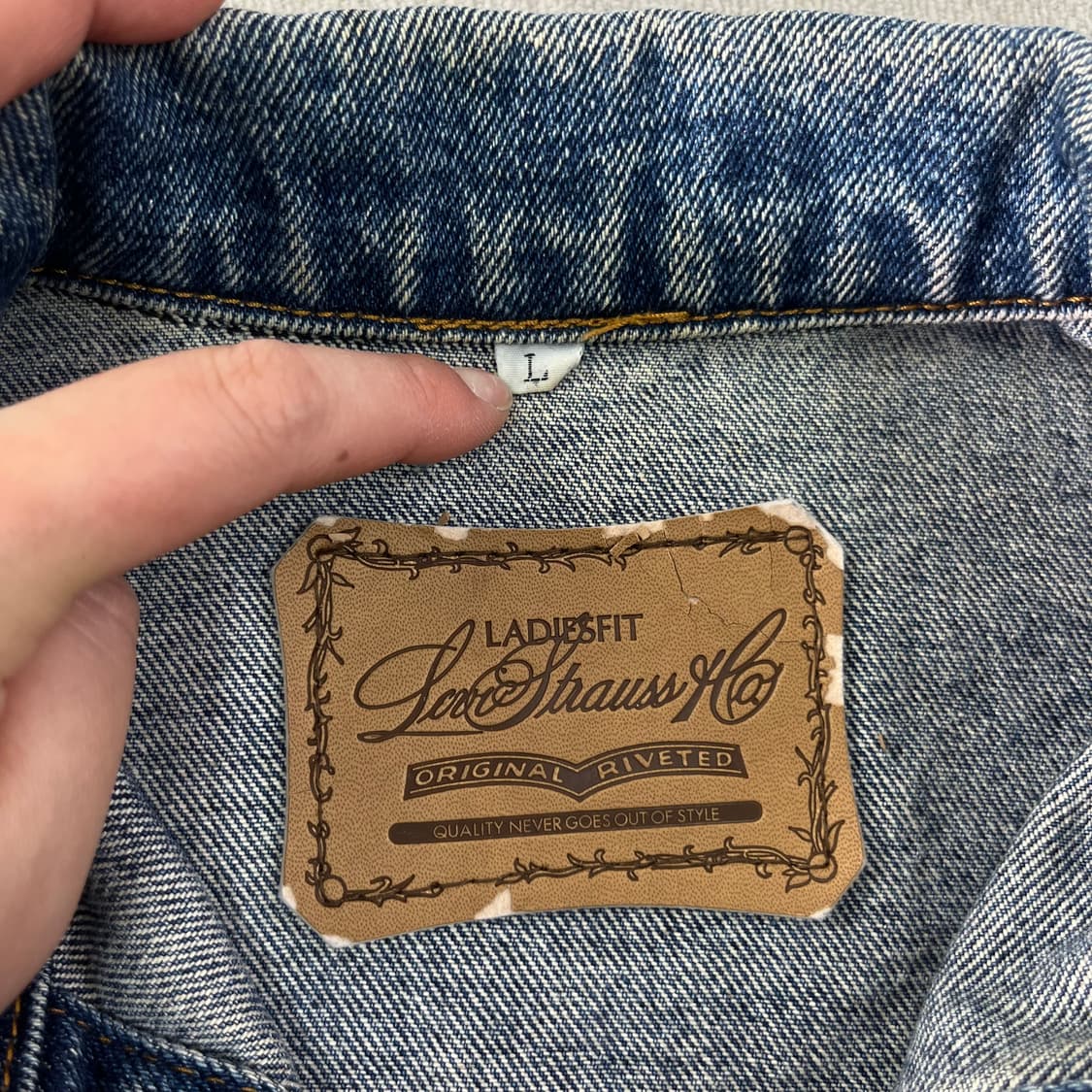 W 100 리바이스 90s 한주통상 크롭 데님 트러커 자켓 상품이미지4