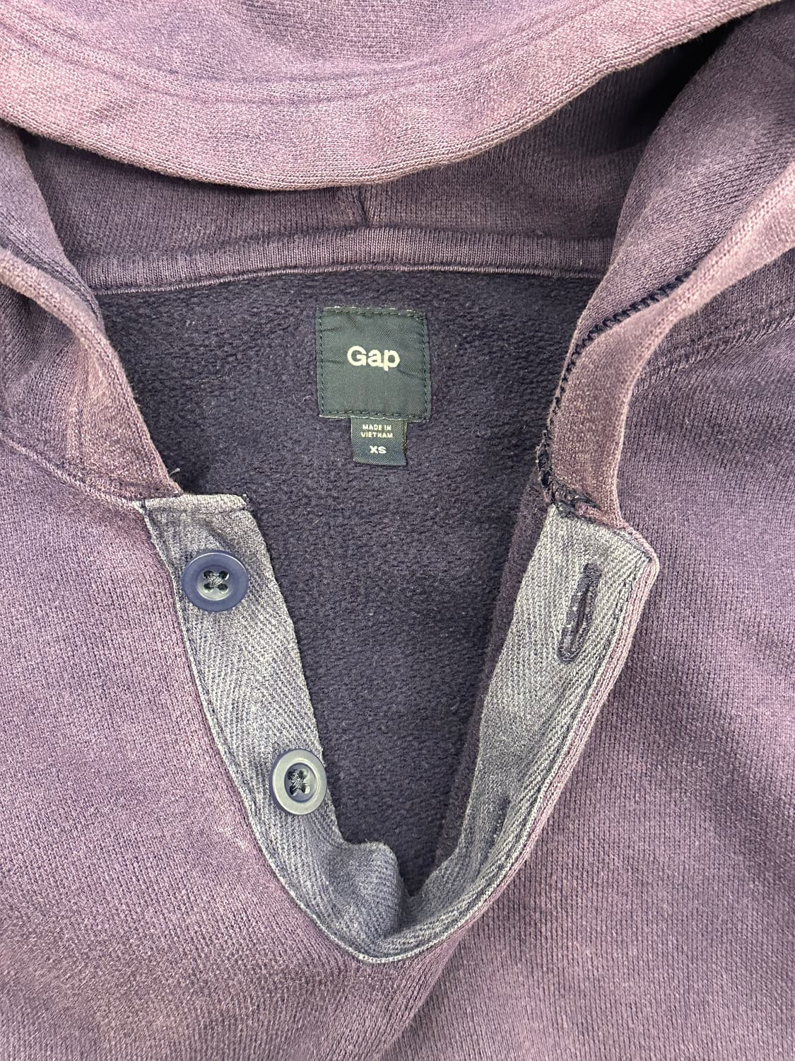 XS)GAP 헤리티지 로고 다크 바이올렛 후디 상품이미지5
