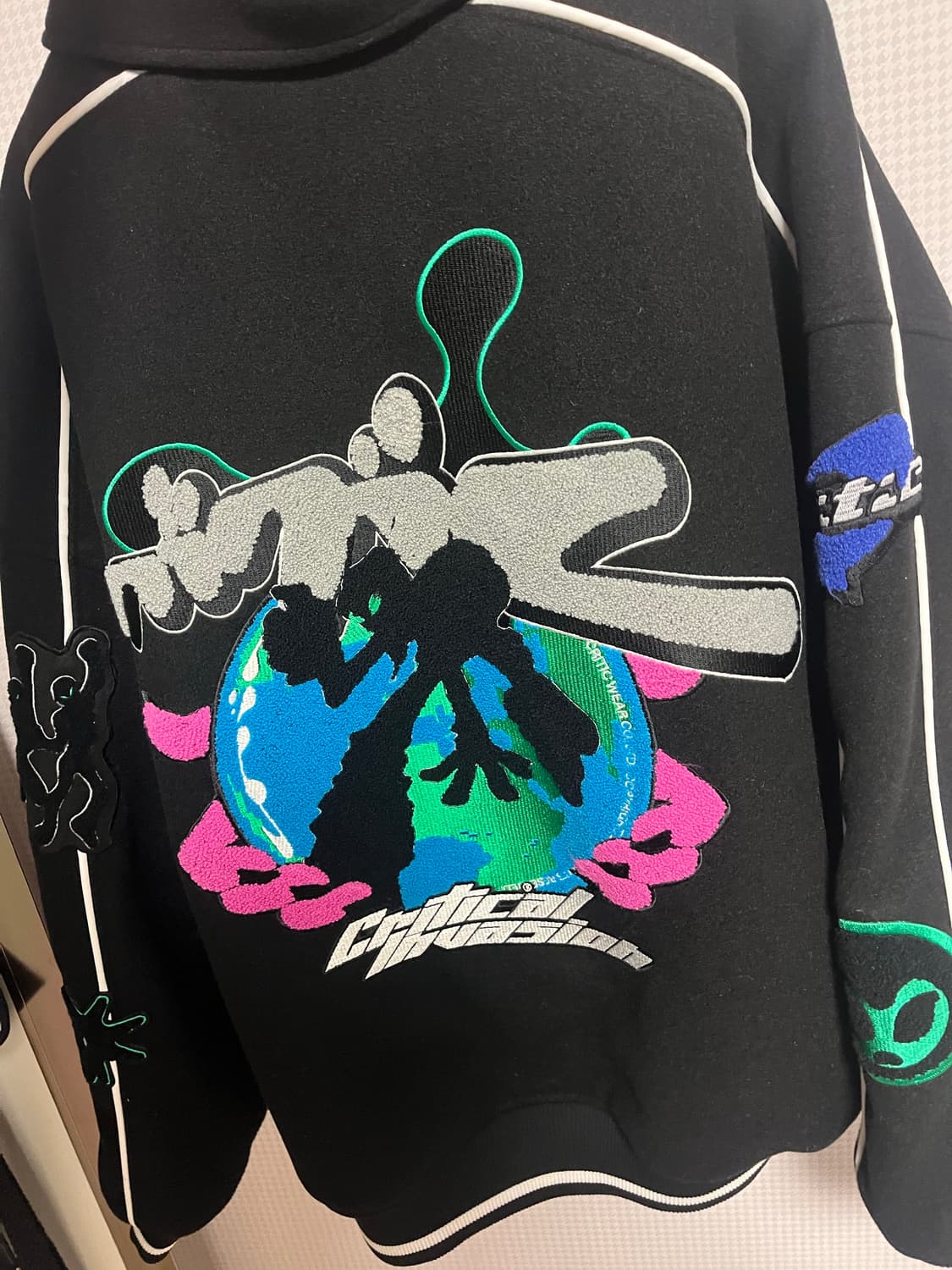 크리틱 자켓 상품이미지2