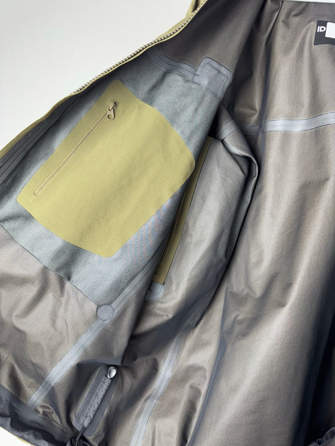 아크테릭스 리프 Arcteryx Leaf 알파 gen2 크로커다일 M 상품이미지4