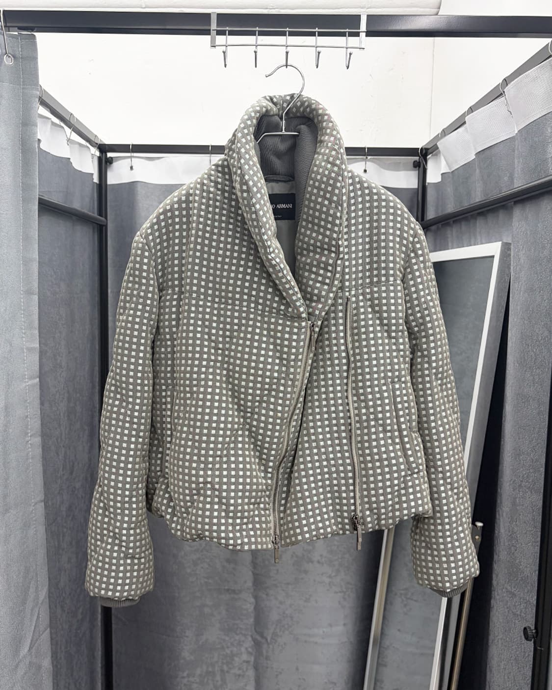 조르지오 아르마니 스퀘어 도트 패 상품이미지2