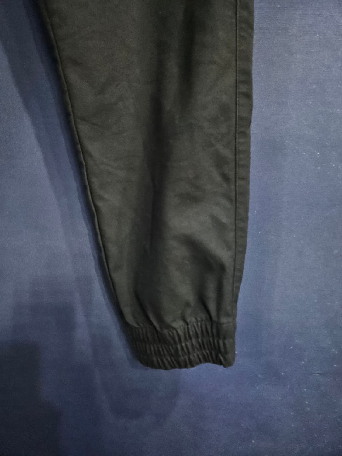 디스커버리 블랙컬러 남성 허리 32~34 밴드 조거팬츠  상품이미지6