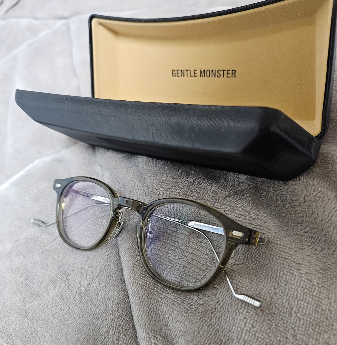 젠틀몬스터 에디01 카키(브라운) 45사이즈 상품이미지6