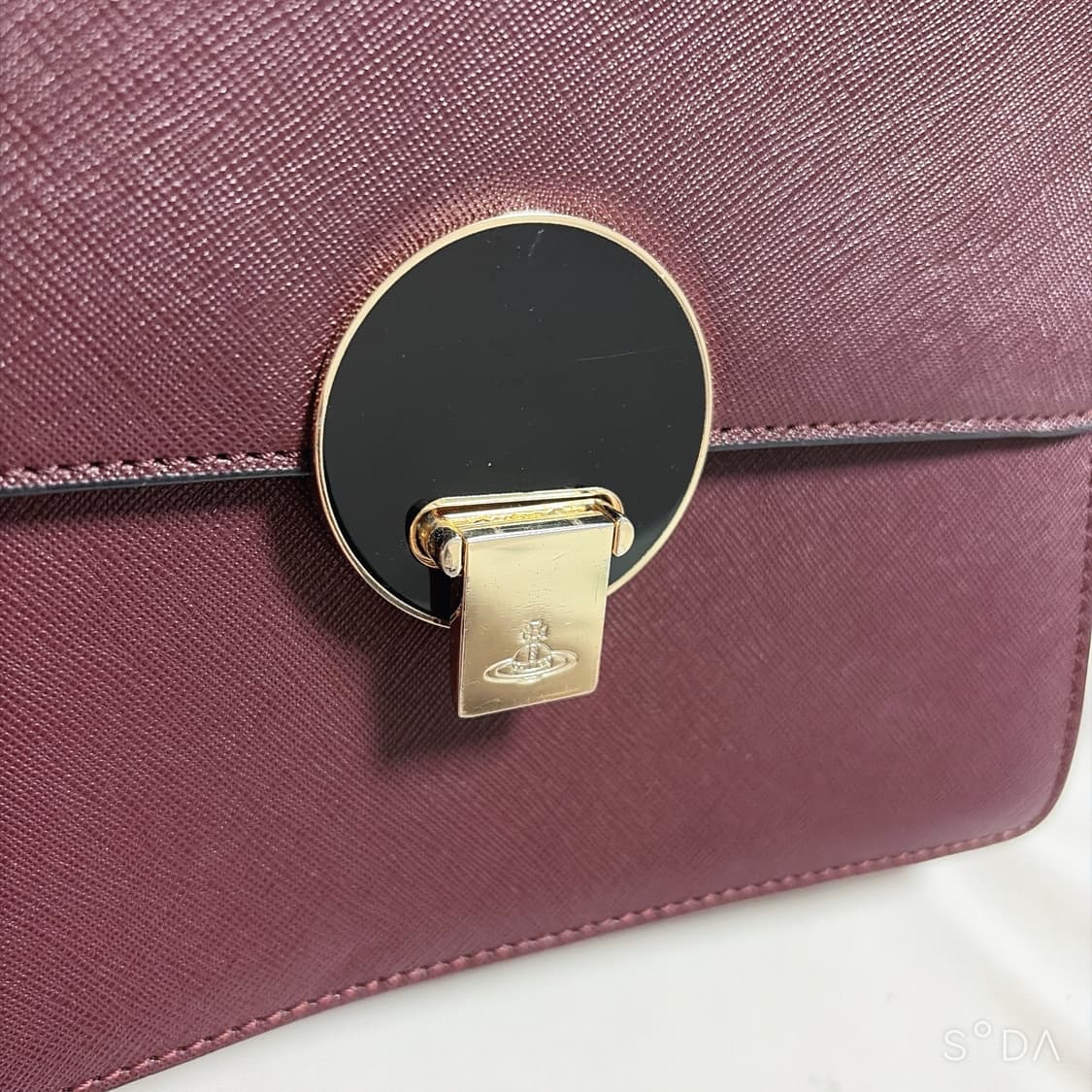 비비안웨스트우드 버건디 크로스백 상품이미지2