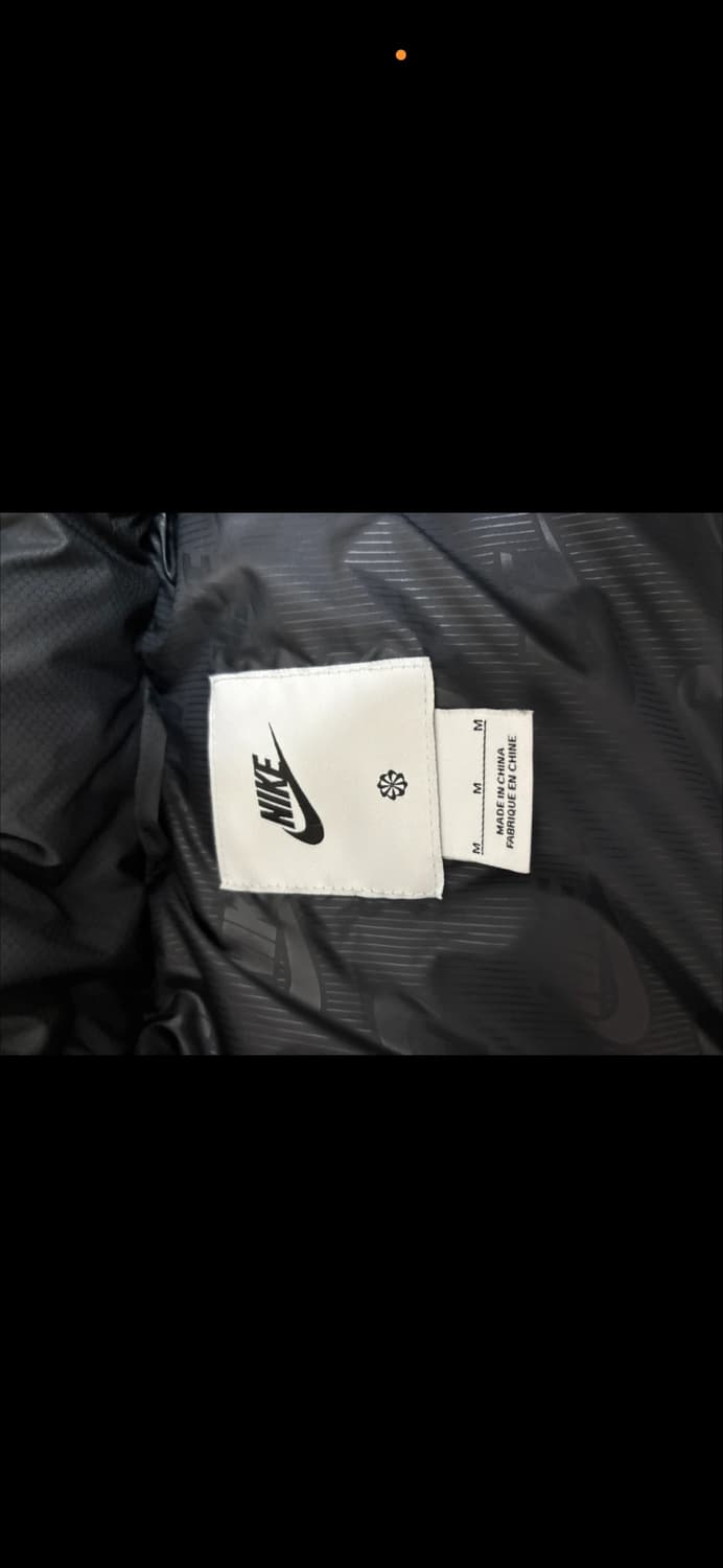 (새상품)나이키 NSW 클럽 프리마로프트 워터 리펠런트 퍼퍼 베스트 블랙 상품이미지4