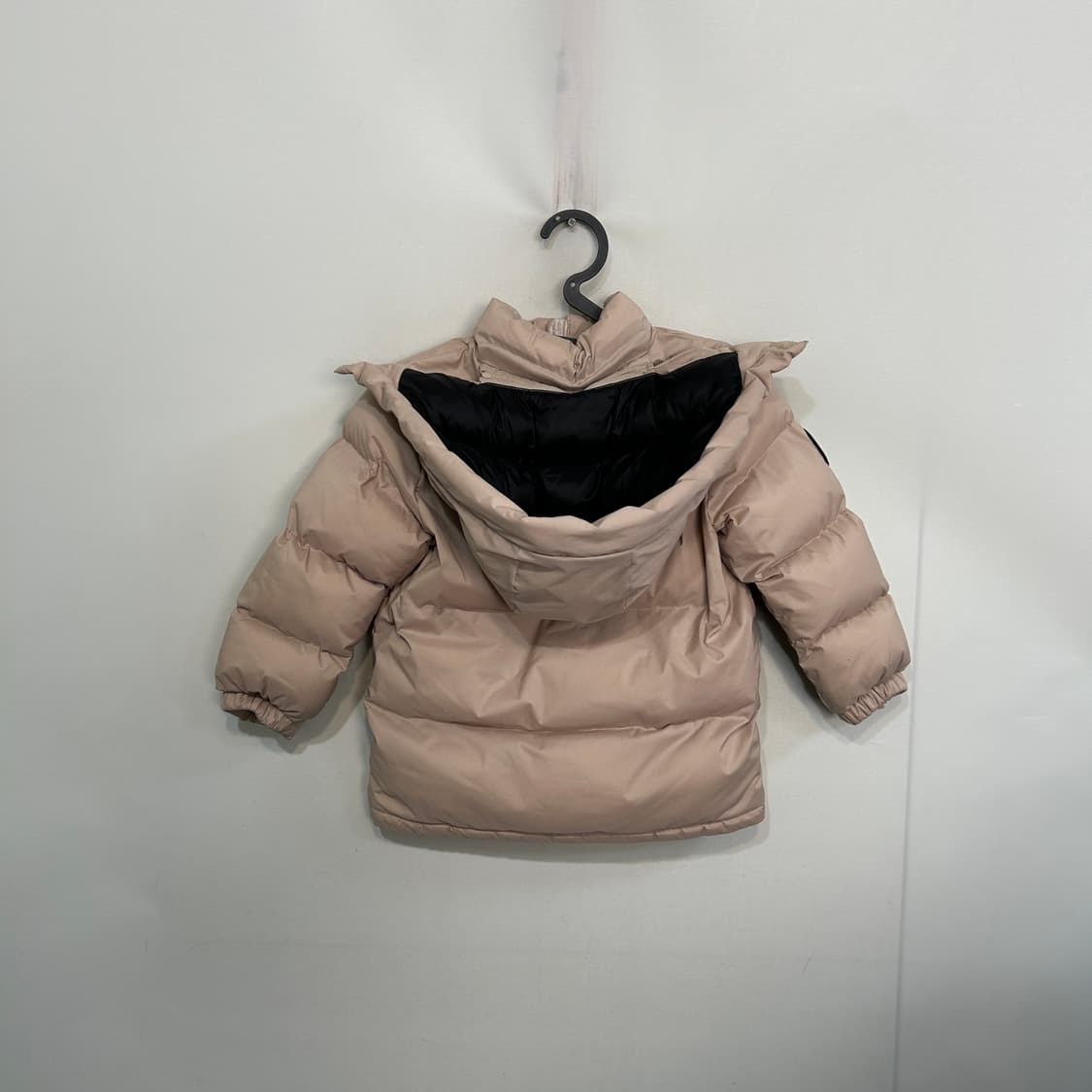 뉴발란스 2022 키즈 패딩 120 상태최상 상품이미지2