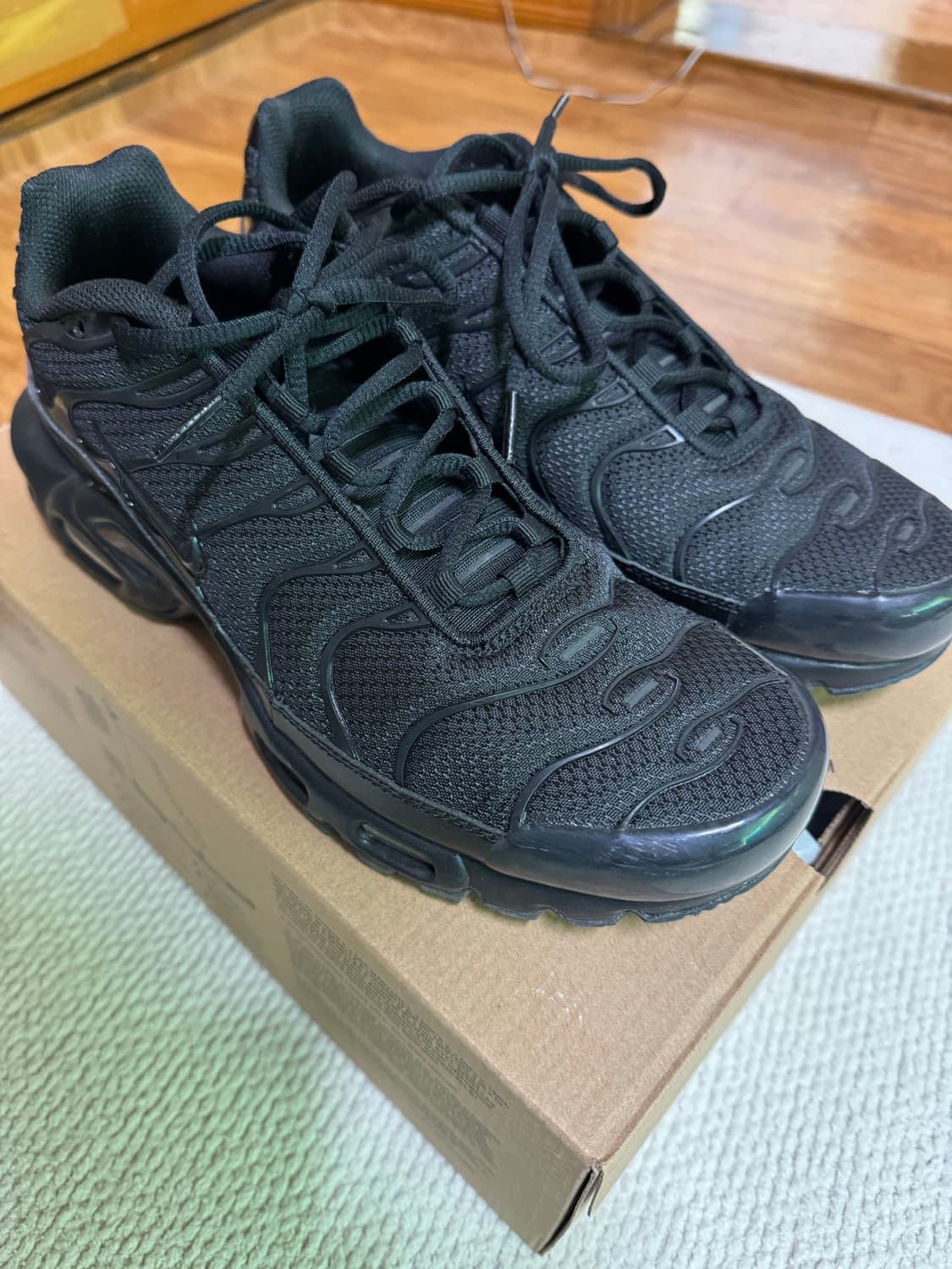 [280] 나이키 에어맥스 플러스 트리플 블랙 상품이미지1