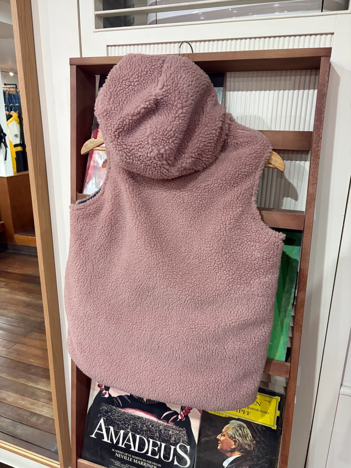 파타고니아 리버시블 레트로 다운 베스트 상품이미지3