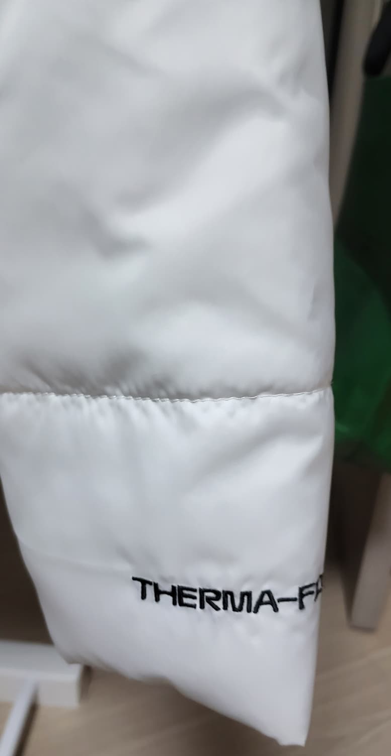 나이키 써마핏리펠 클래식 퍼퍼자켓 화이트 상품이미지9