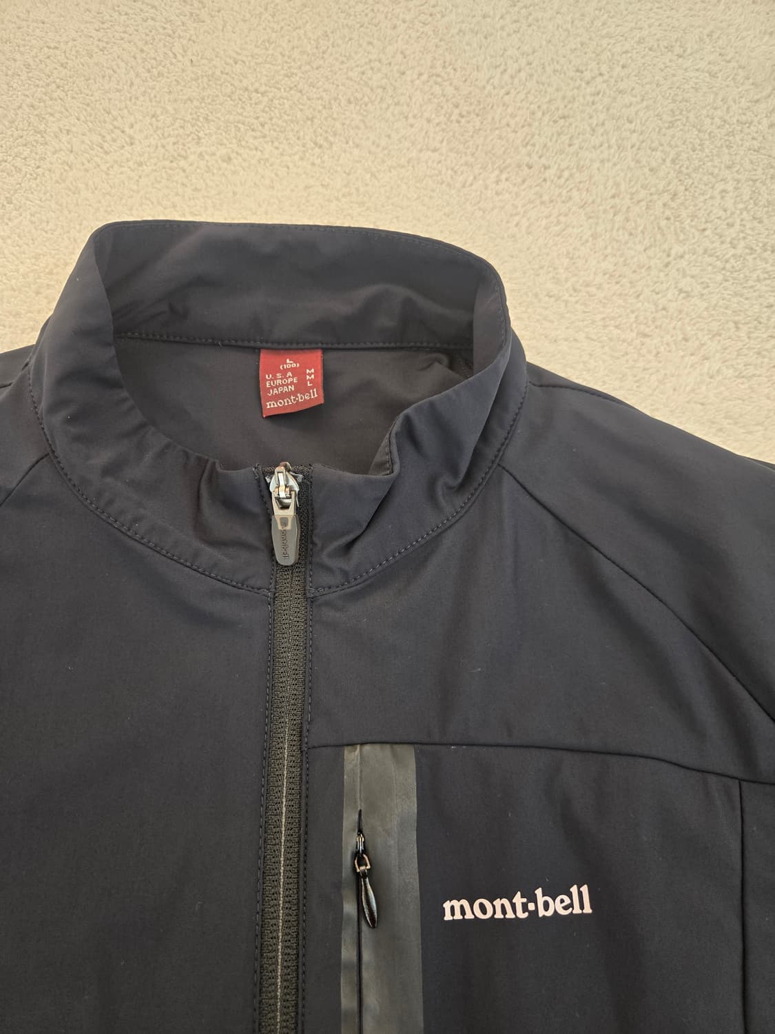 몽벨 검정색 소프트쉘 자켓 여성 L 상품이미지4