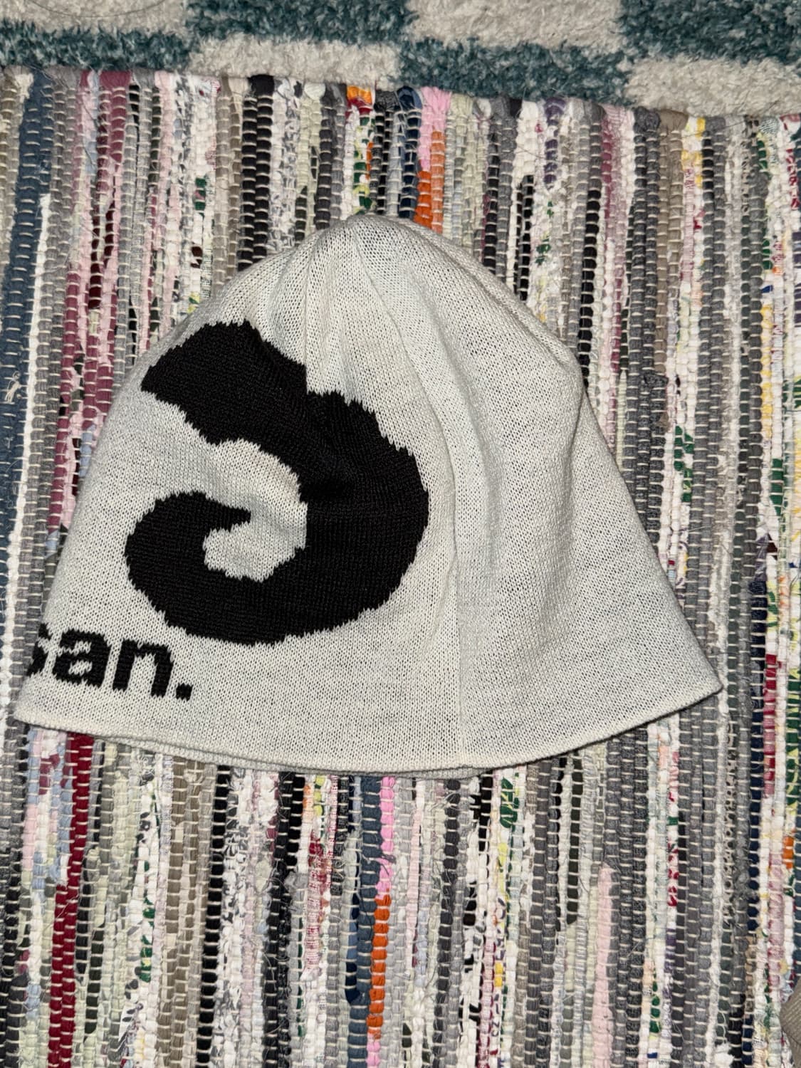 탄산마그네슘 자가드 혼 로고 비니 아이보리 상품이미지4