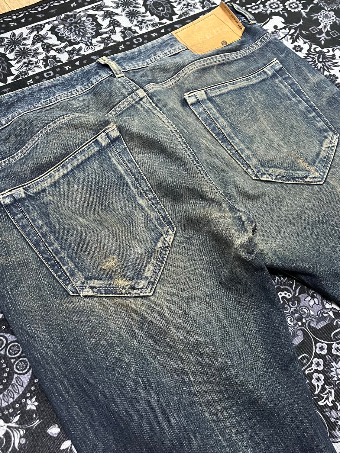 디젤 블랙골드 디스트로이드 워싱진 이태리 32 상품이미지7