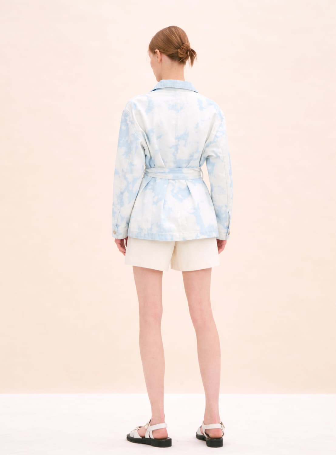 (새상품)끌로디피에로 오픈형 벨티드 워싱 데님자켓 66사이즈 상품이미지2