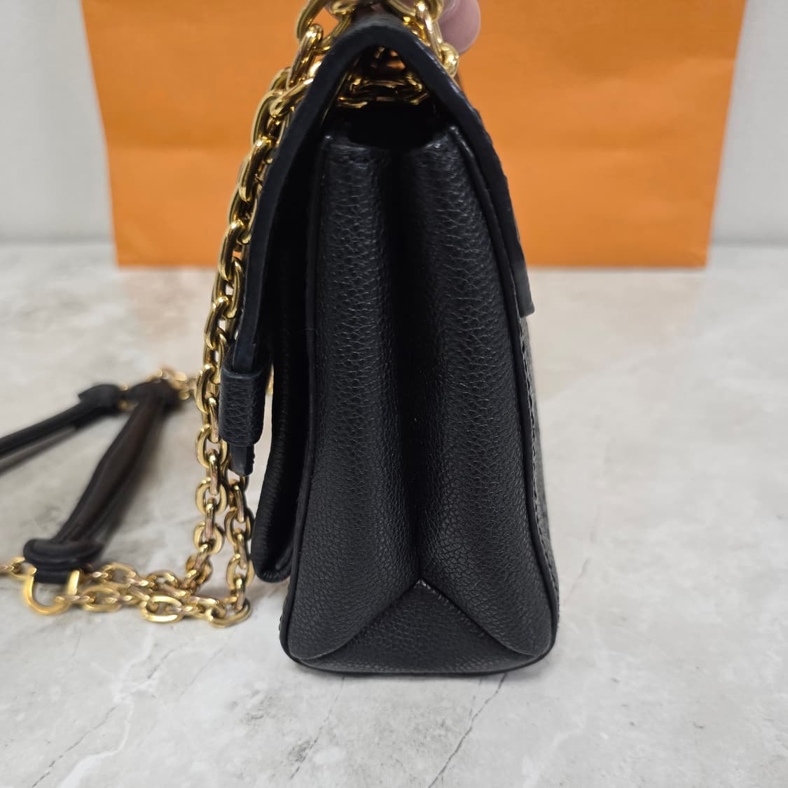 루이비통 앙프렝뜨 바뱅bb 판매 상품이미지7