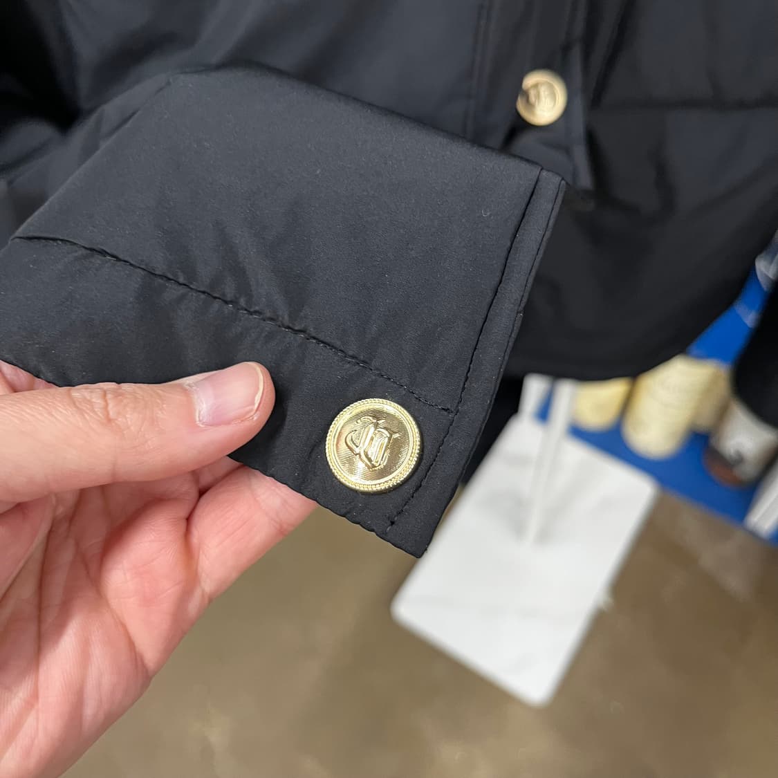 준지 우먼 2024 패디드 셔츠 자켓 38 상품이미지4