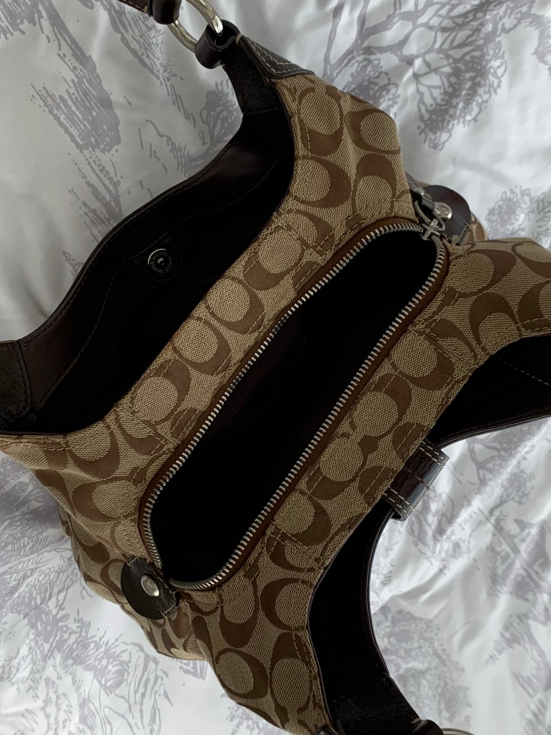 Coach Buckle Shoulder Bag Brown 🤎💼 상품이미지6