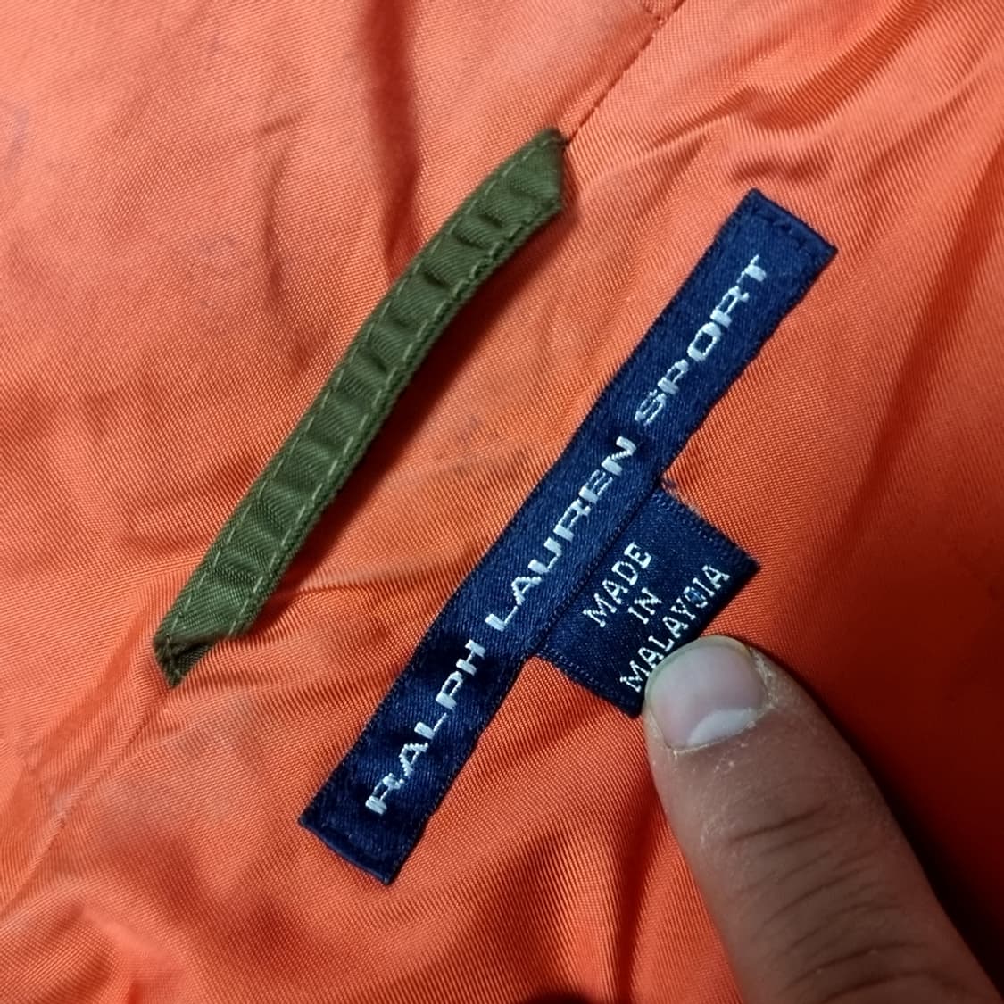 랄프로렌 카키색 후드 오리털 패딩 점퍼(95-100) 상품이미지3