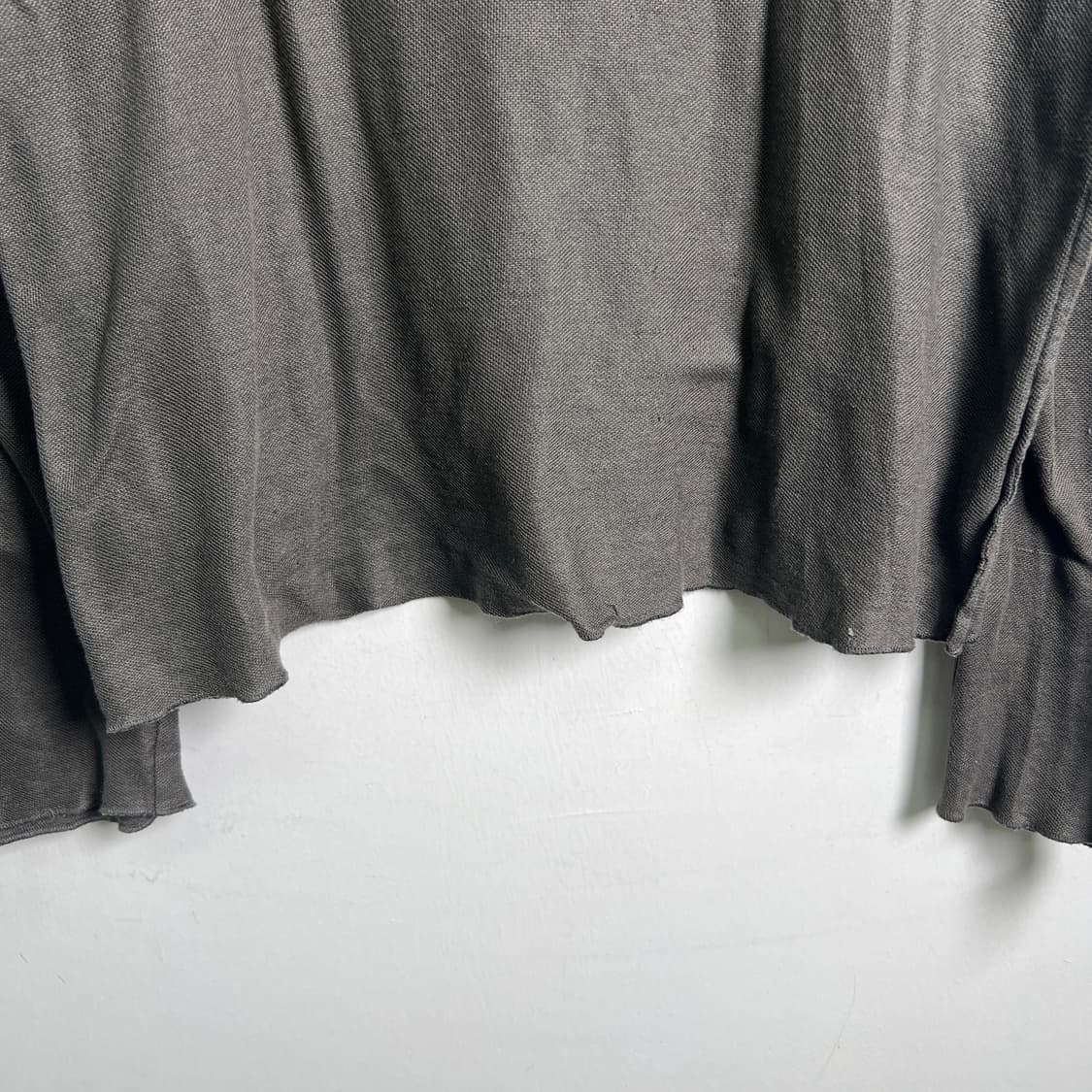 엠포리오 아르마니 다크 그레이 롱슬리브 L 상품이미지5