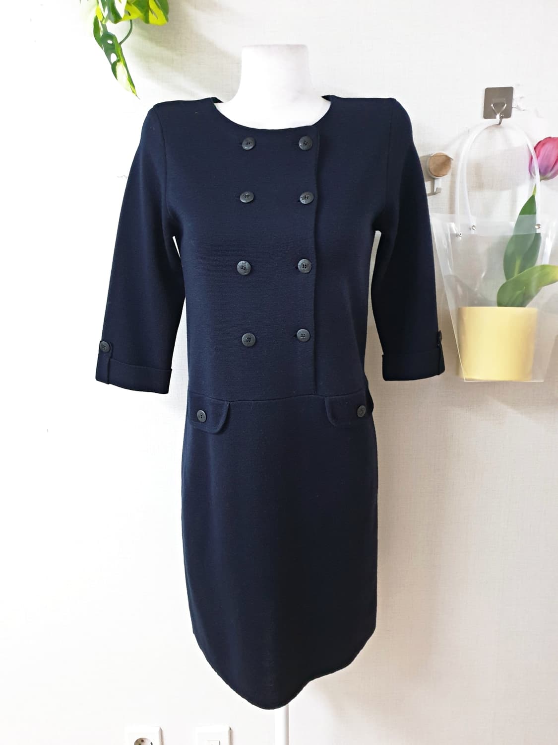 BCBG 7부 더블버튼 니트원피스 55 미디 네이비 상품이미지1