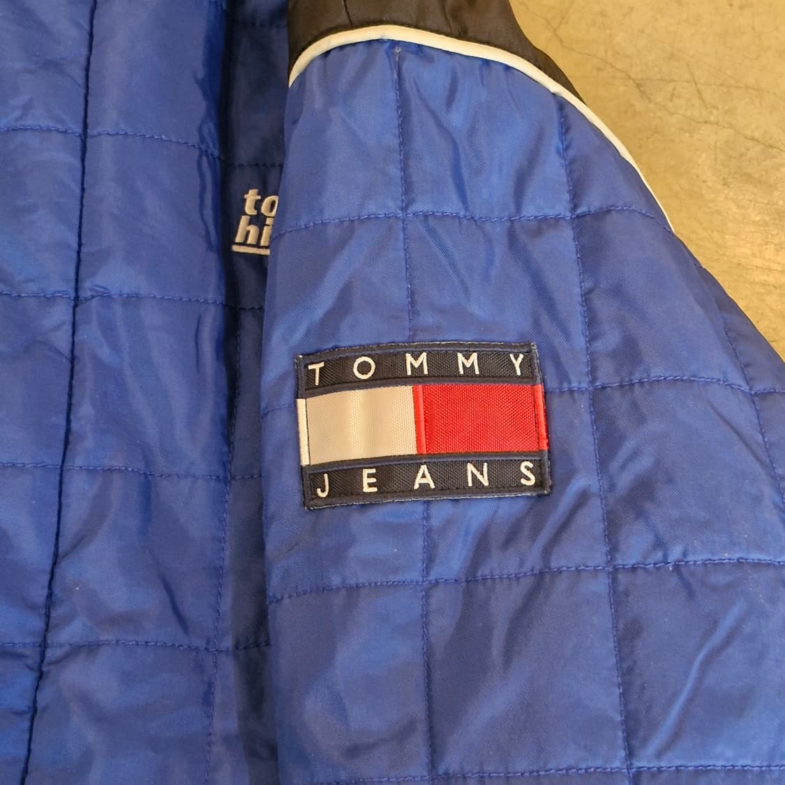 타미힐피거 올드스쿨 남성 패딩 점퍼 XL 상품이미지4