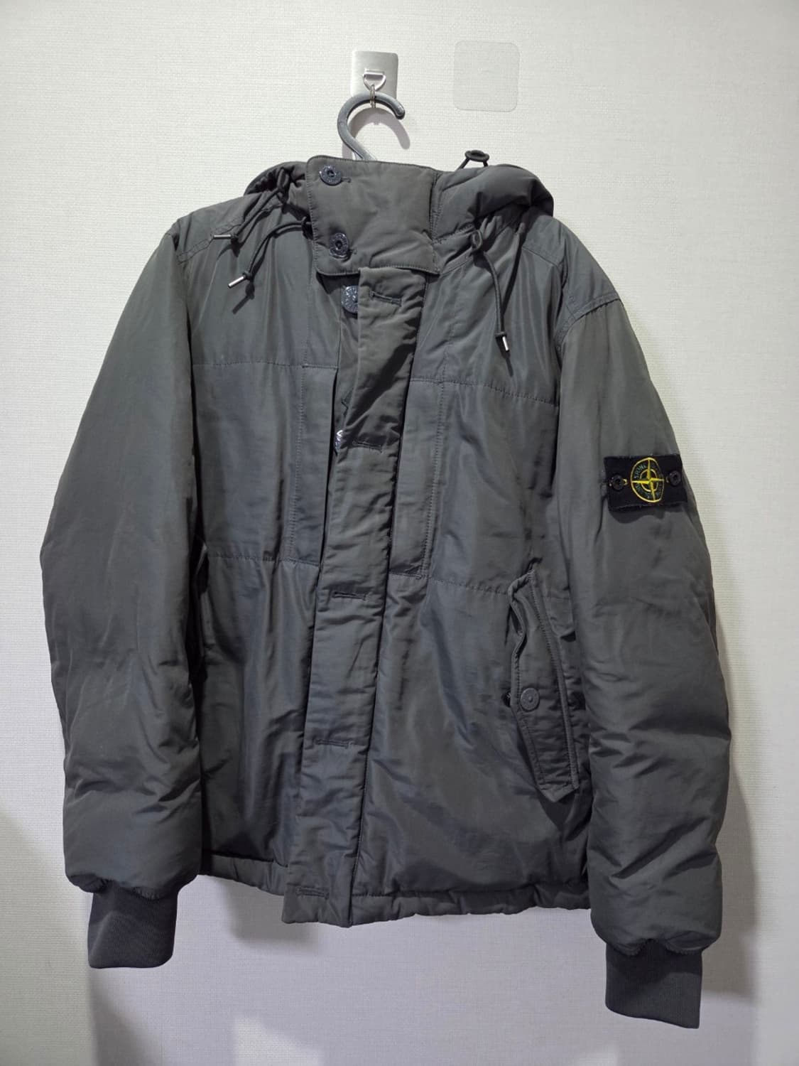 정품 스톤아일랜드 마이크로랩스 다운 패딩 95/M 상품이미지1