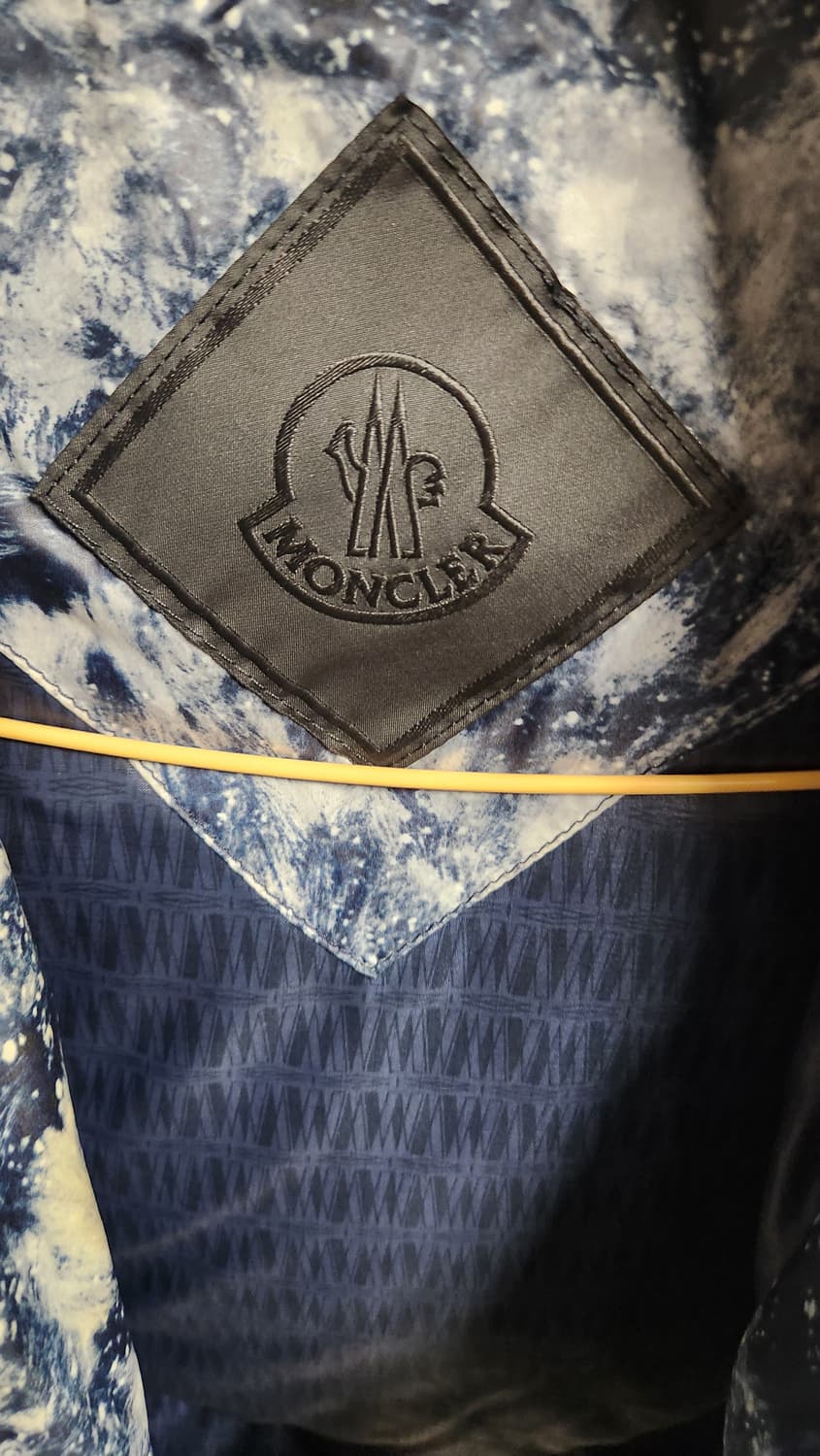 정품.몽클레어 블랙 라벨 패딩.사이즈 4 상품이미지5